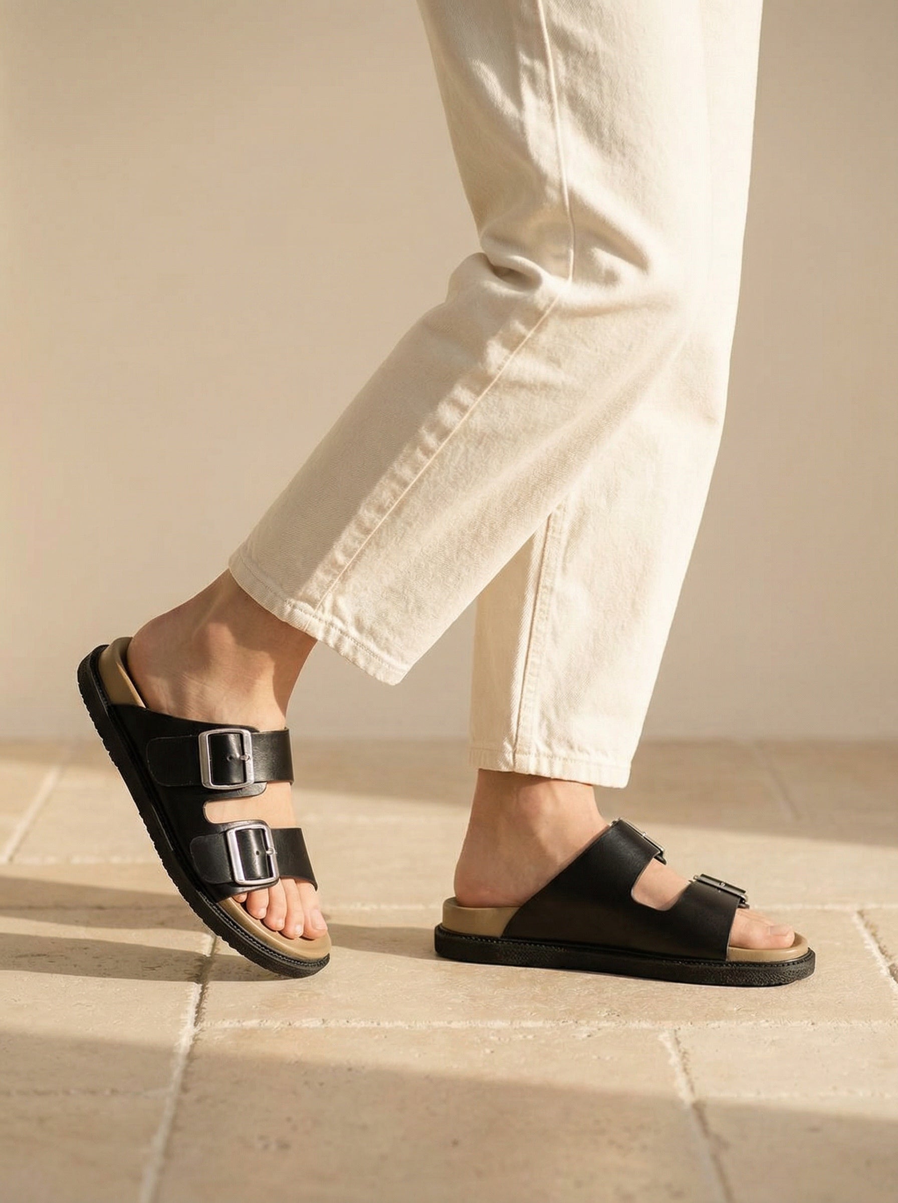 The Retro Leather One-Line Sandal