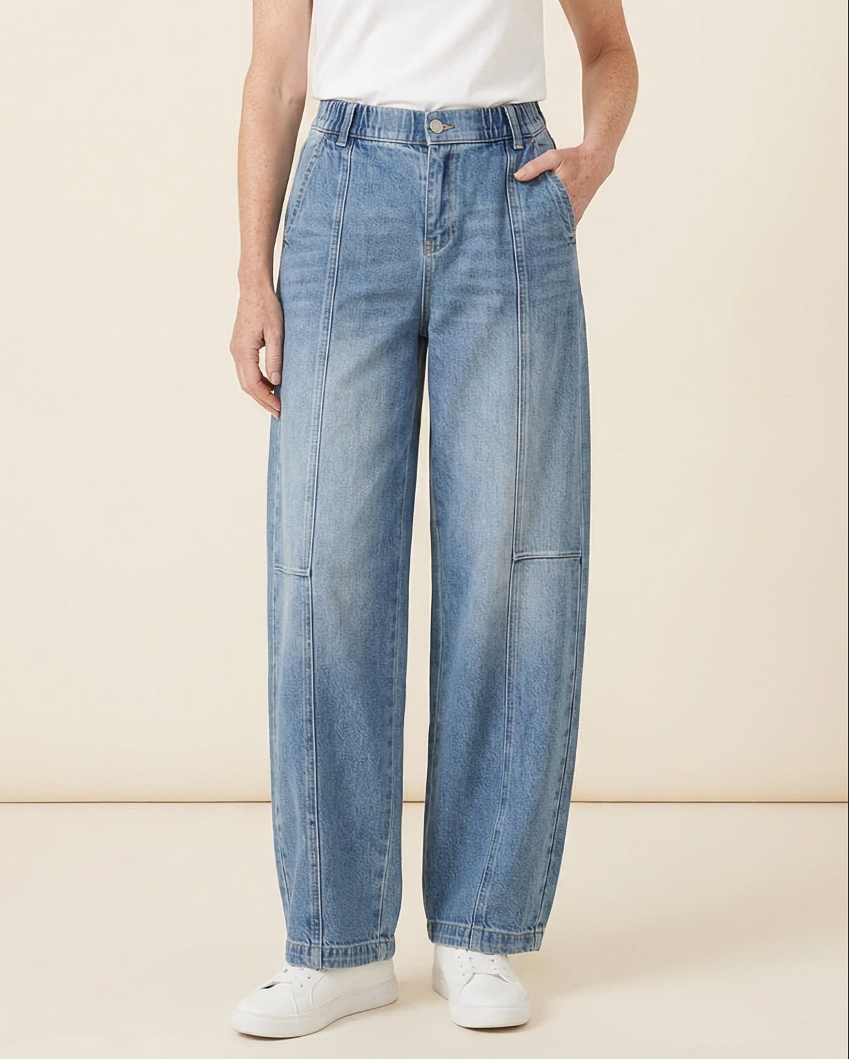 The Elastic Waist Sculpted Wide-Leg Jeans